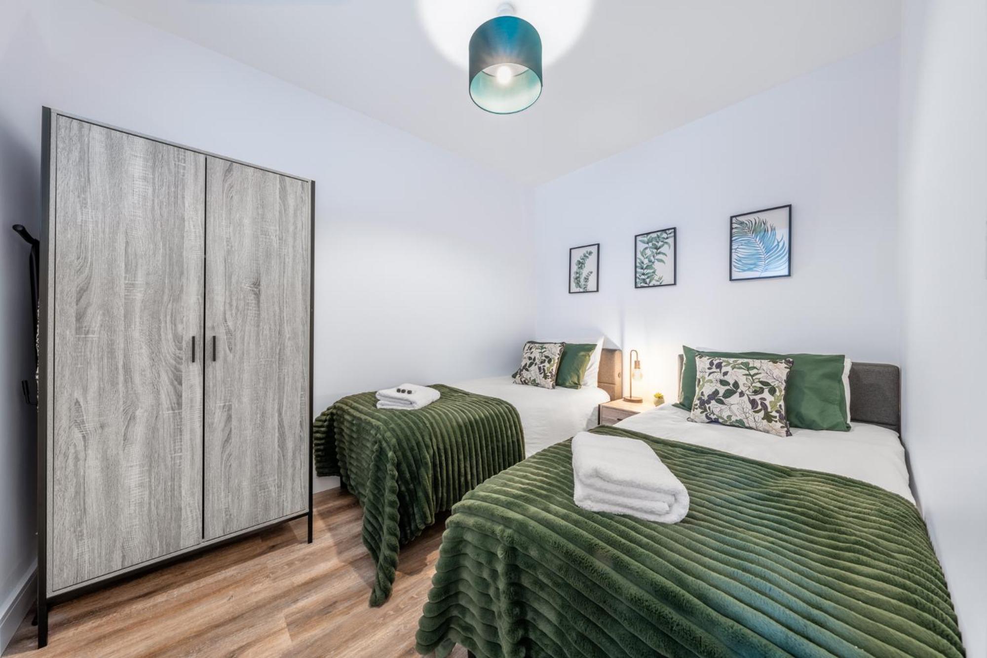 Potters Bar - Free Parking - Private Bathroom - Netflix - 4 Mins Walk To Station - 20 Mins Direct Trains To London Exterior foto