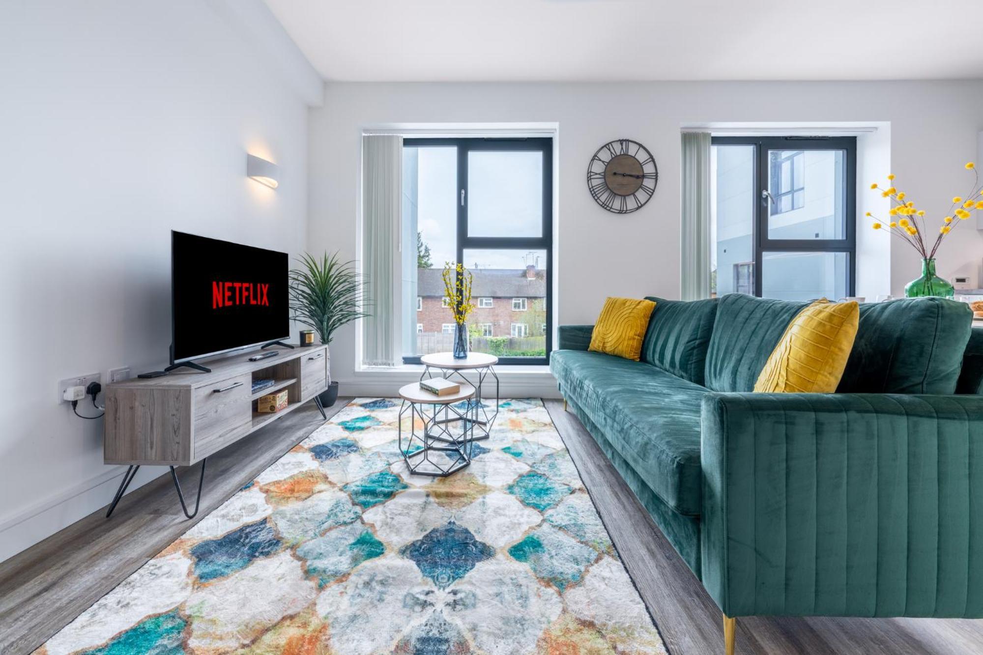 Potters Bar - Free Parking - Private Bathroom - Netflix - 4 Mins Walk To Station - 20 Mins Direct Trains To London Exterior foto