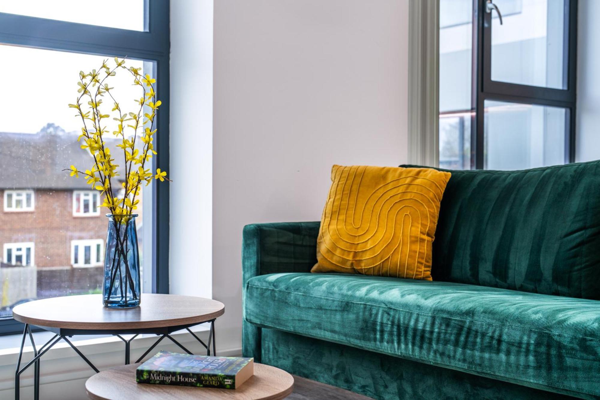 Potters Bar - Free Parking - Private Bathroom - Netflix - 4 Mins Walk To Station - 20 Mins Direct Trains To London Exterior foto